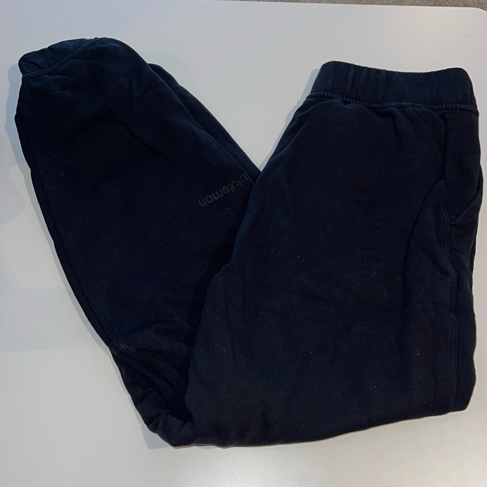 Lululemon Sweatpants - Black, Size 6